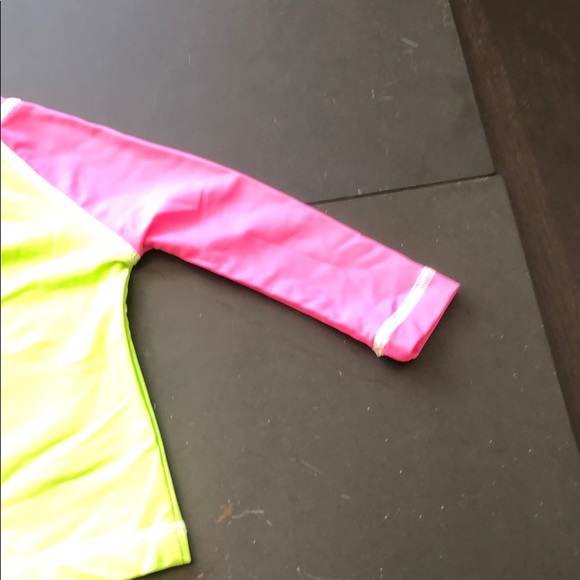 Flap Happy Girls Baby UPF50+Graphic Rash Guard NWT - Picture 8 of 9